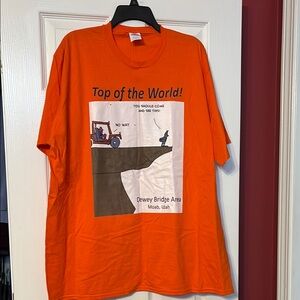NWOT Top of the world in Moab,UT Orange Graphic unisex T-Shirt size xxl